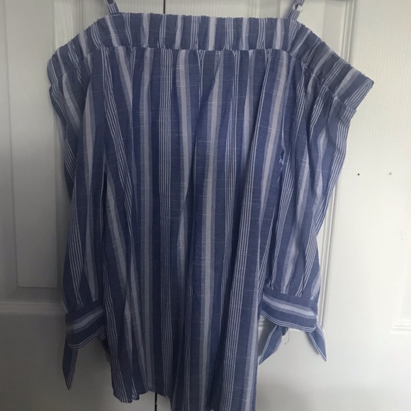 Top - Picture 4 of 4